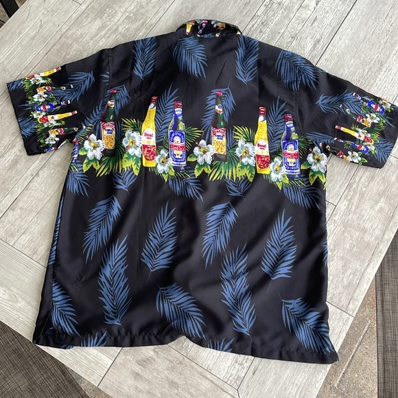 Men’s Pacific & Co. button up Hawaiian shirt with brightly colored beer bottles - Picture 2 of 5